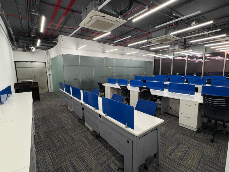  Business Center 2800 Sq.ft. for Rent in Clover Park, Viman Nagar, Pune