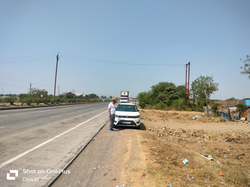  Commercial Land 1500 Sq.ft. for Sale in Sagore Kuti Road, Indore
