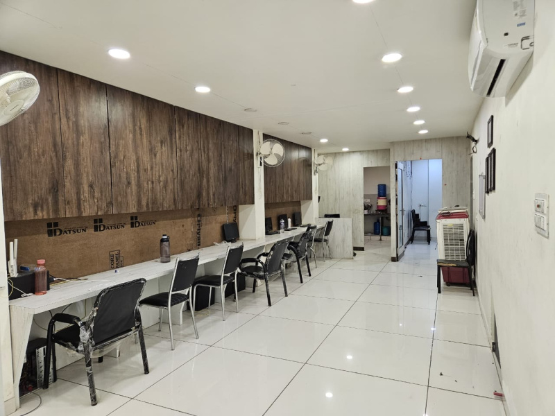  Office Space 1000 Sq.ft. for Rent in Vijay Nagar, Indore