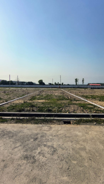  200 Sq.ft. Residential Plot for Sale in Selaqui, Dehradun