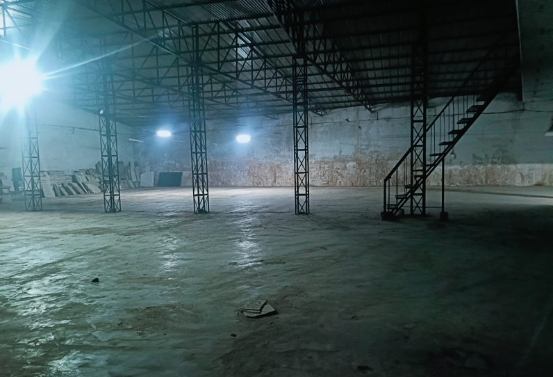  Warehouse 12700 Sq.ft. for Rent in Aliganj, Lucknow