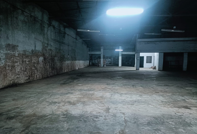  Warehouse 12700 Sq.ft. for Rent in Aliganj, Lucknow