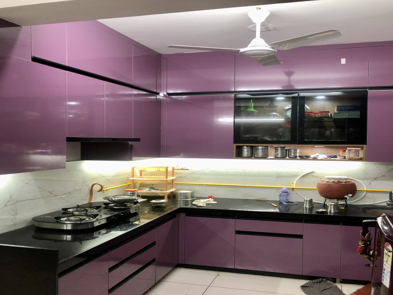 3 BHK Apartment 1500 Sq.ft. for Rent in Vaishno Devi Circle, Sarkhej, Ahmedabad