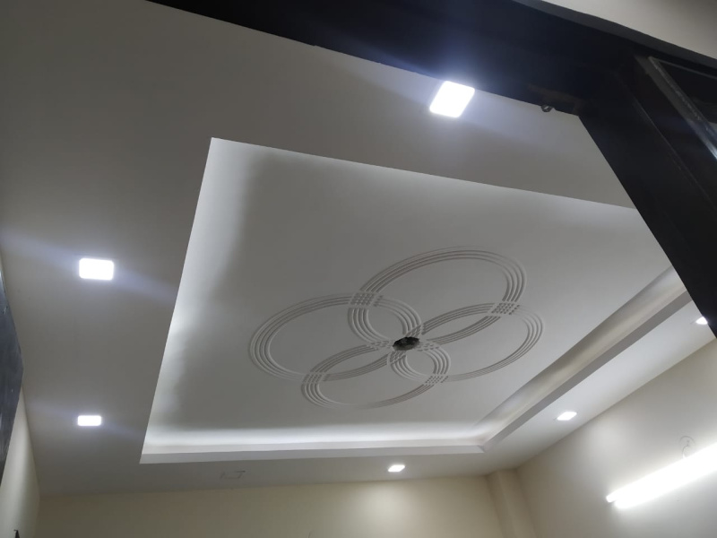 2 BHK Builder Floor 550 Sq.ft. for Sale in Shakur Basti, Delhi
