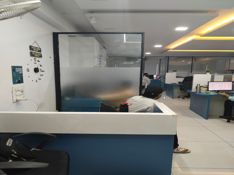  Office Space 1200 Sq.ft. for Rent in Belapur, Navi Mumbai