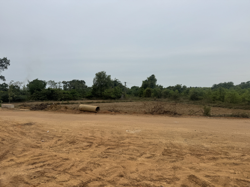  Industrial Land 2 Ares for Sale in Gummidipoondi, Thiruvallur