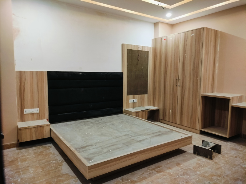  Hotels 2500 Sq.ft. for Rent in Badi, Udaipur