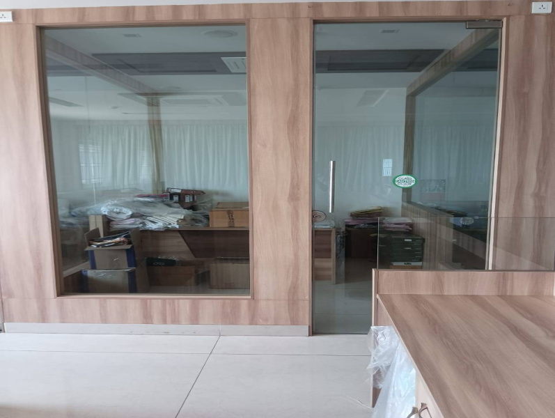 Office Space 2224 Sq.ft. for Rent in Agraharam Street, Erode