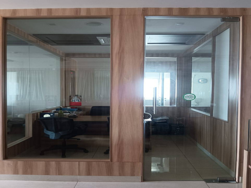  Office Space 2224 Sq.ft. for Rent in Agraharam Street, Erode