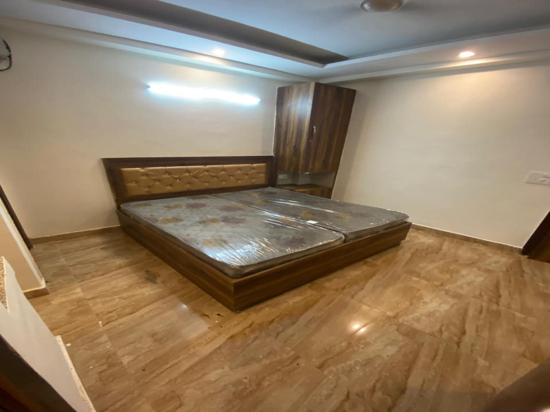 1 RK Apartment 450 Sq.ft. for Rent in DLF Phase III, Gurgaon
