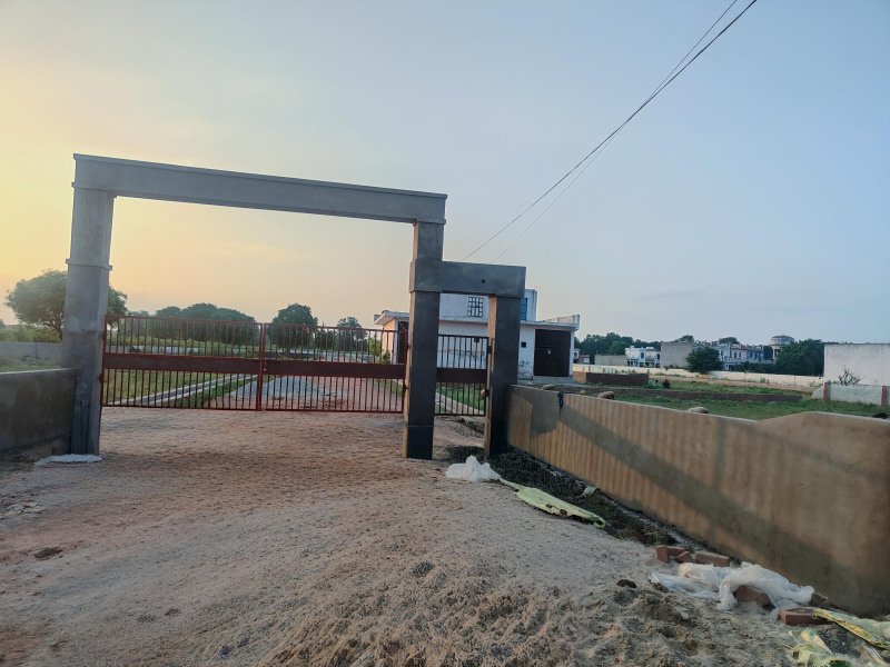  110 Sq.ft. Residential Plot for Sale in Rohta, Agra