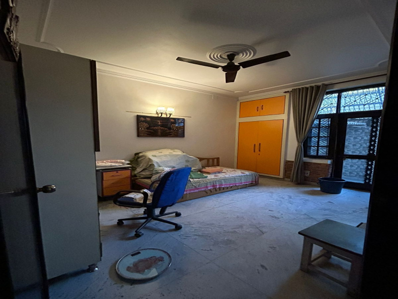 4 BHK House 3800 Sq.ft. for Sale in Sector 36 Noida