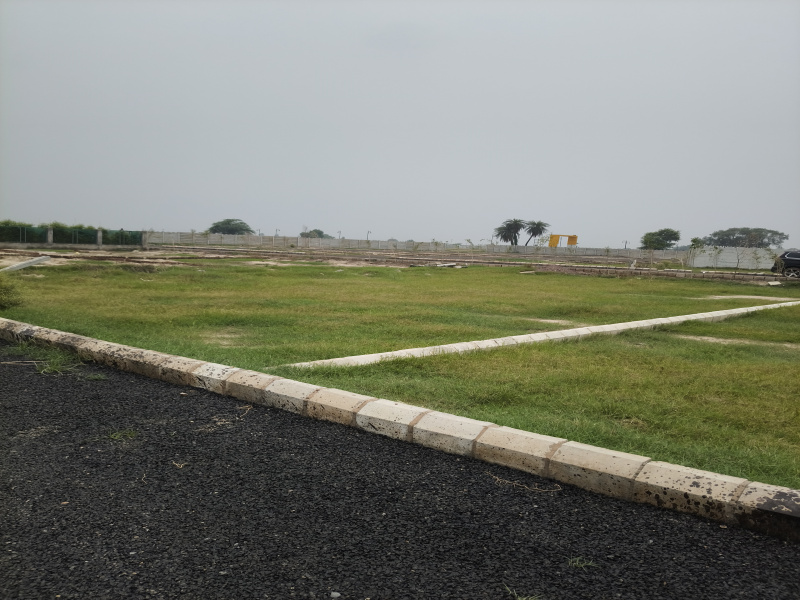  Residential Plot 900 Sq.ft. for Sale in Dadri Road, Greater Noida