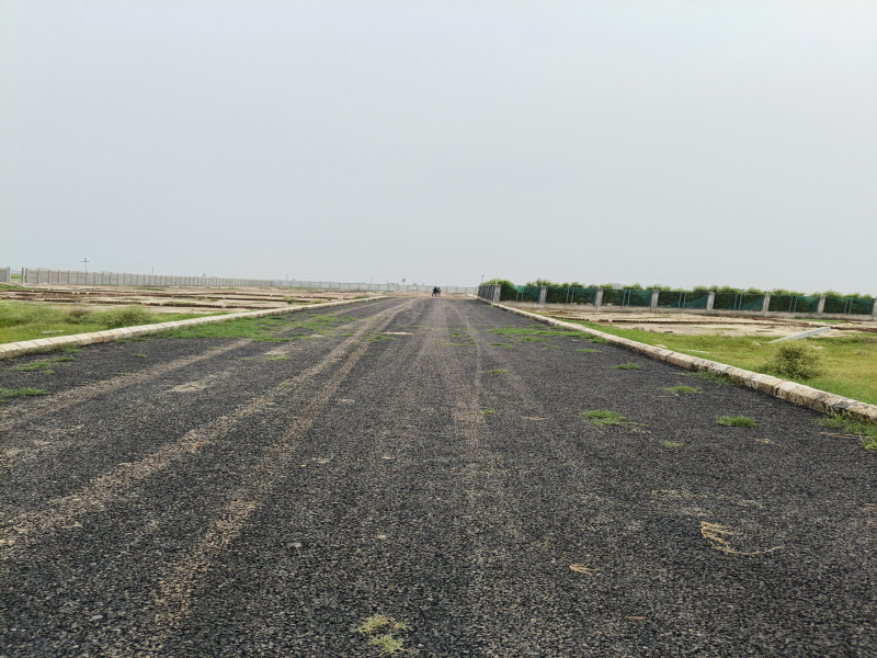  Residential Plot 900 Sq.ft. for Sale in Dadri Road, Greater Noida