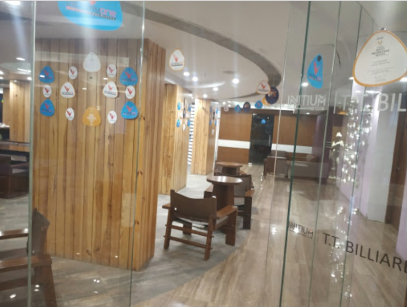 2 BHK 880 Sq.ft. Apartment for Sale in A Block, Sector 17 Noida