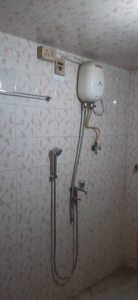 1 BHK Apartment 475 Sq.ft. for Rent in Kandivali West, Mumbai