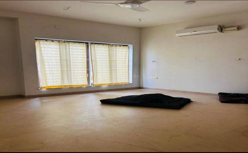 4.5 BHK Villa 4000 Sq.ft. for Rent in Neelambor, Coimbatore