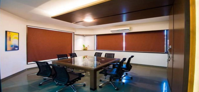  Office Space 1150 Sq.ft. for Rent in A B Road, Indore