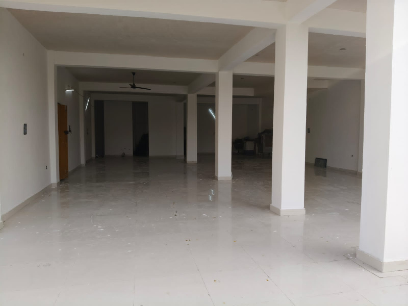  Showroom 1800 Sq.ft. for Rent in Sector I Jankipuram, Lucknow