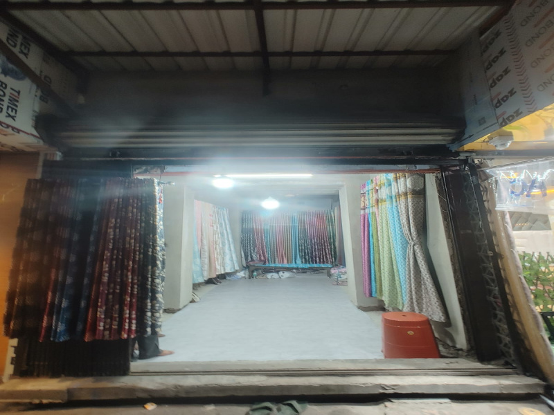  Showroom 315 Sq.ft. for Rent in New Market Area, Kolkata