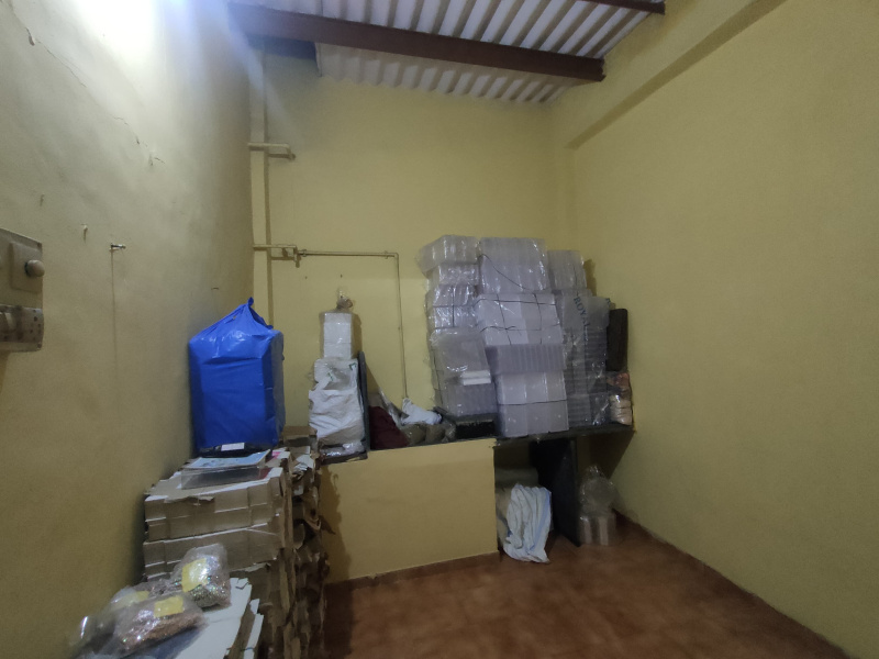 2 BHK House 400 Sq.ft. for Rent in Sector 5 Charkop, Kandivali West, Mumbai