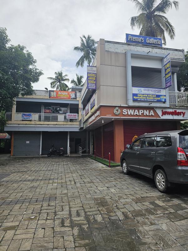  Commercial Shop 600 Sq.ft. for Rent in Pavaratty, Thrissur