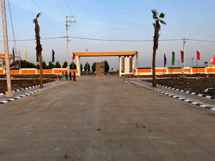  Residential Plot 11000 Sq.ft. for Sale in Ujjain Road, Indore