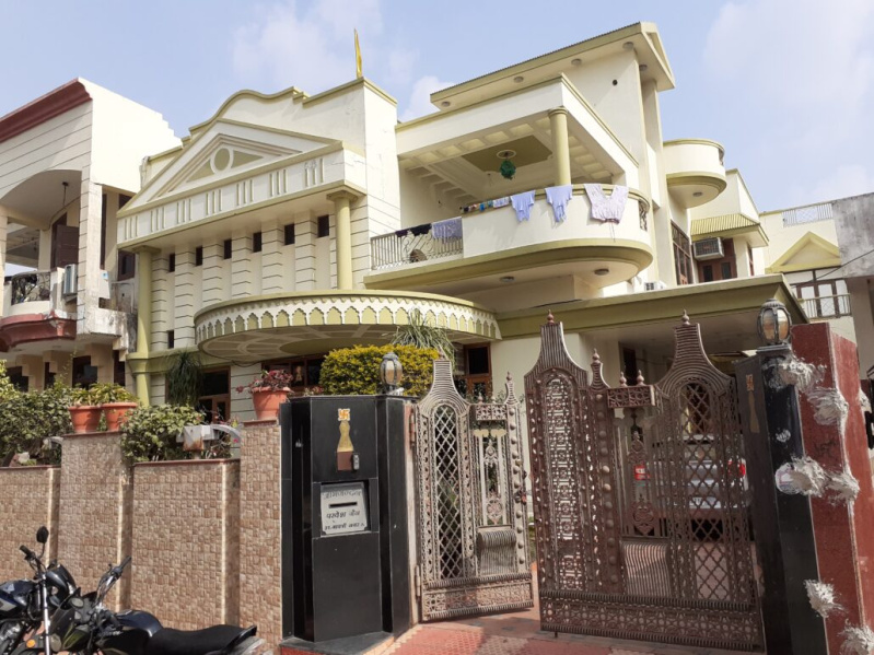 5 BHK House 540 Sq. Yards for Sale in Sector 15 Noida