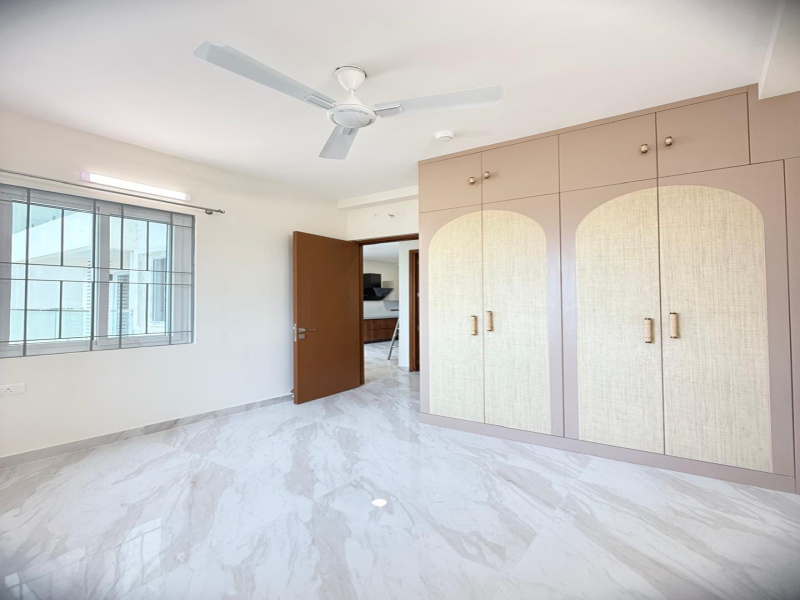 2 BHK Apartment 1200 Sq.ft. for Rent in Old Madras Road, Bangalore