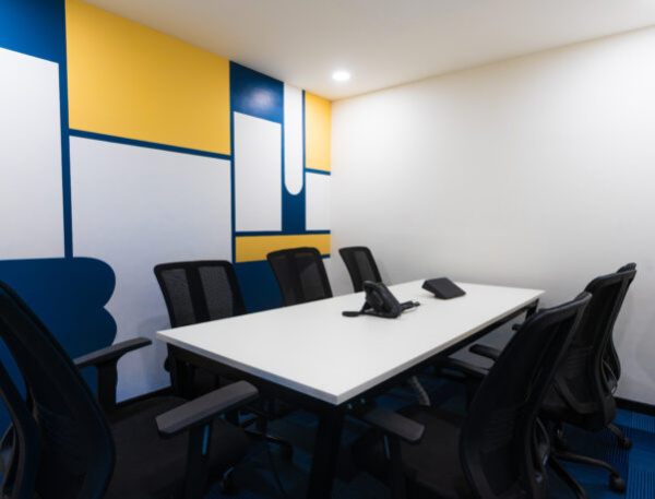  Office Space 400 Sq.ft. for Rent in Mount Road, Chennai