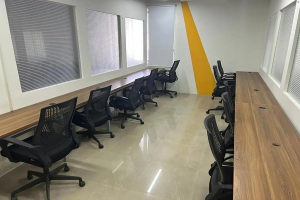  Office Space 600 Sq.ft. for Rent in Mount Road, Chennai