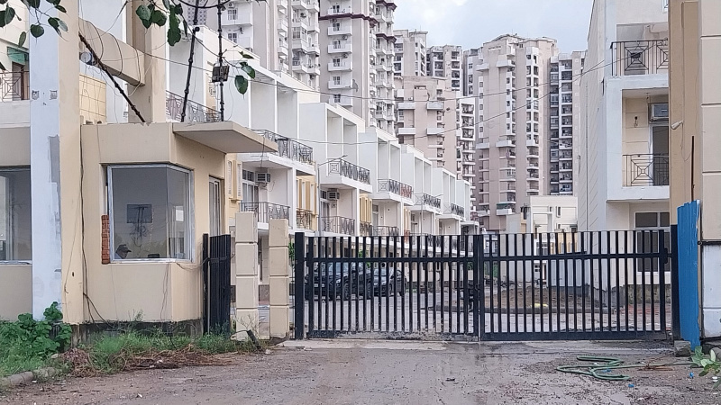 2 BHK Apartment 1045 Sq.ft. for Sale in Greater Noida West