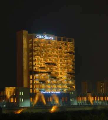 3.5 BHK Apartment 1565 Sq.ft. for Sale in Sector 137 Noida