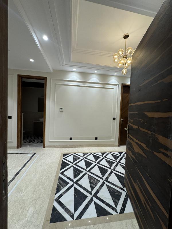 4.5 BHK Builder Floor 4200 Sq.ft. for Rent in Sushant Lok Phase I, Gurgaon