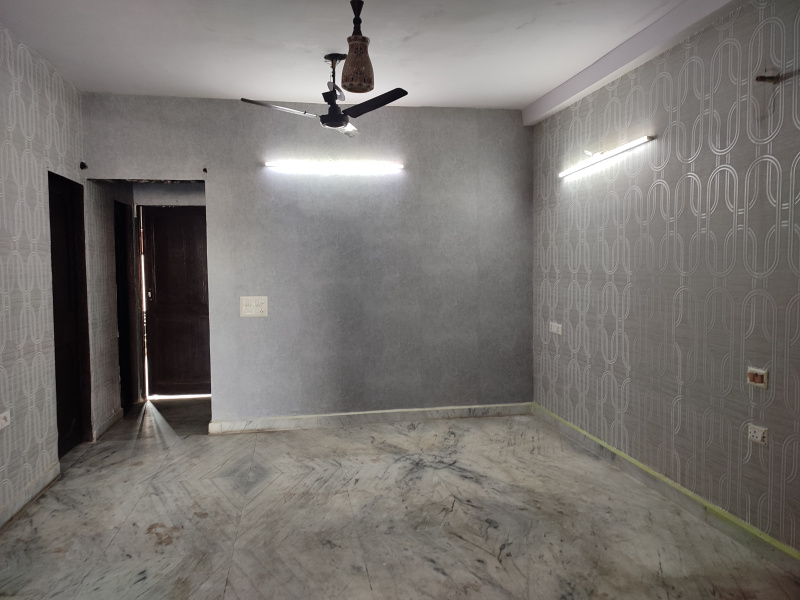 3 BHK Apartment 950 Sq.ft. for Rent in Shalimar Bagh Paschimi, Delhi