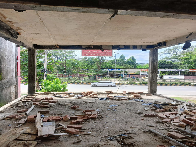  Commercial Shop 2200 Sq.ft. for Rent in NH 31, Purnia