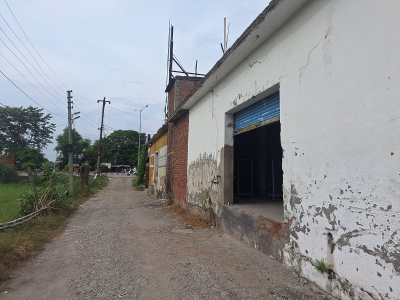  Warehouse 1300 Sq.ft. for Rent in Rudrapur Udham, Udham Singh Nagar