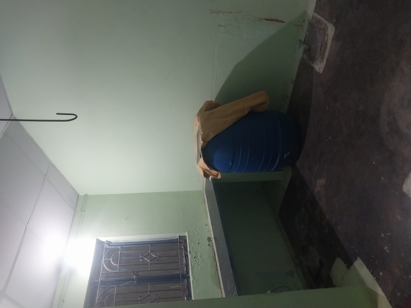 2 BHK House 1800 Sq.ft. for Sale in Kanakkampalayam, Tirupur