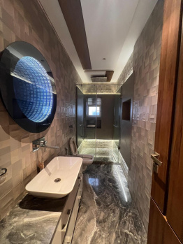 4 BHK Flat for Rent in Gulmohar Road, Juhu, Mumbai
