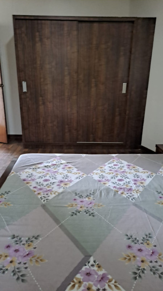 4 BHK Apartment 3500 Sq.ft. for Rent in Prahlad Nagar, Ahmedabad