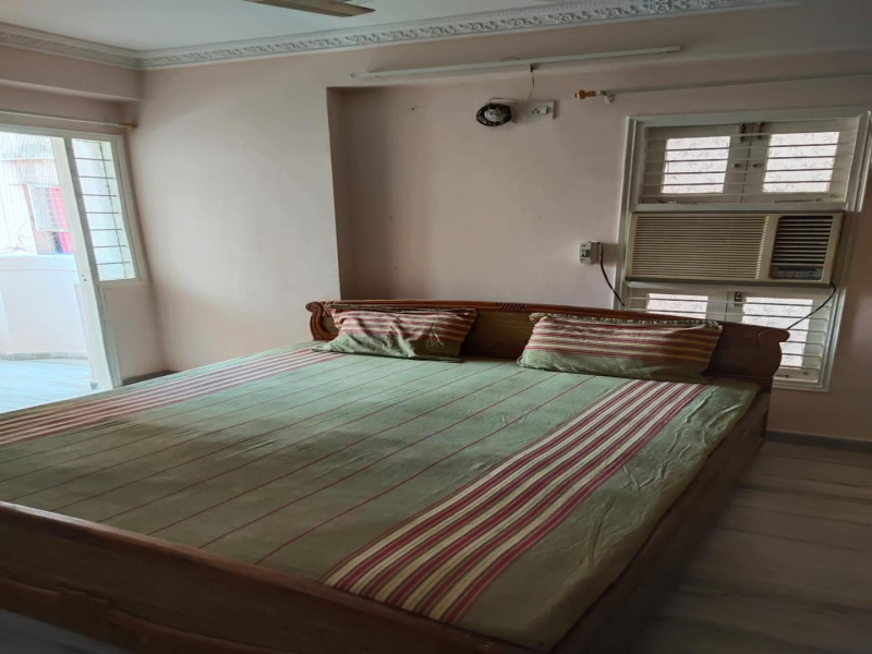 2 BHK 1080 Sq.ft. Apartment for Sale in Satellite, Ahmedabad
