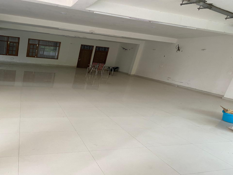  Showroom 3500 Sq.ft. for Rent in Sarada Nagar, Lucknow