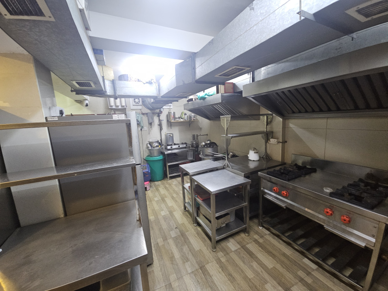  Hotels 700 Sq.ft. for Sale in Kandanchavadi, Chennai