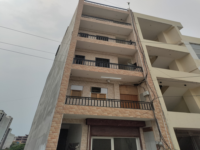  Studio Apartment 7000 Sq.ft. for Rent in Sector 104 Noida