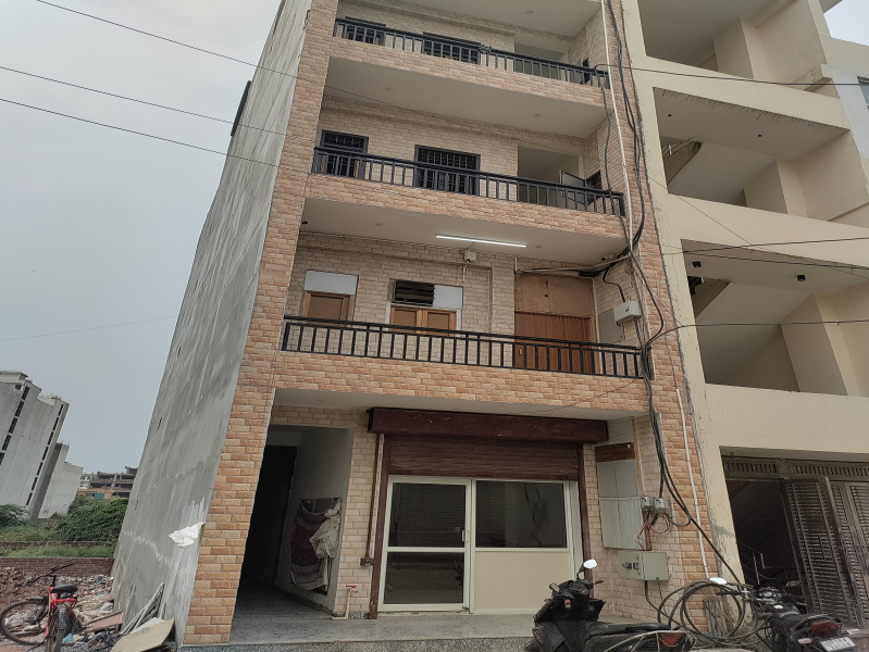  Studio Apartment 7000 Sq.ft. for Rent in Sector 104 Noida