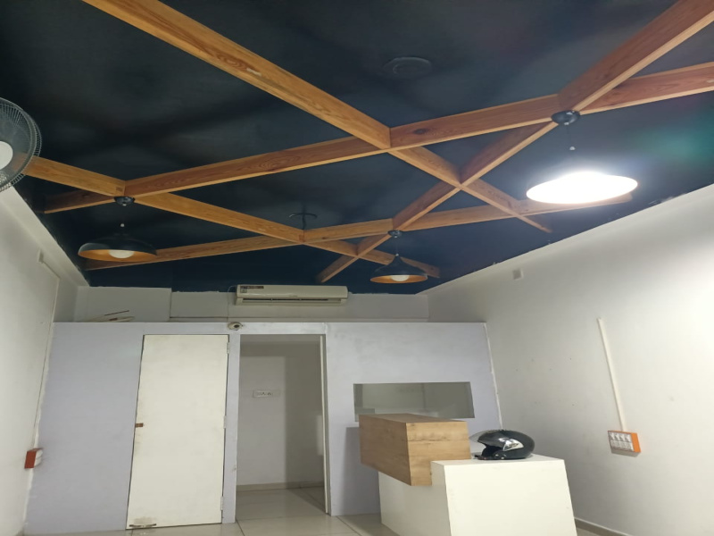  Commercial Shop 360 Sq.ft. for Sale in Sama Savli Road, Vadodara