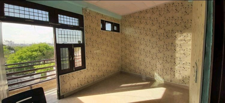 1 RK Apartment 500 Sq.ft. for Sale in Chipyana Buzurg, Ghaziabad