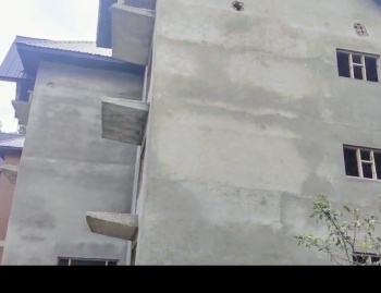  Guest House for Sale in Pahalgam, Anantnag