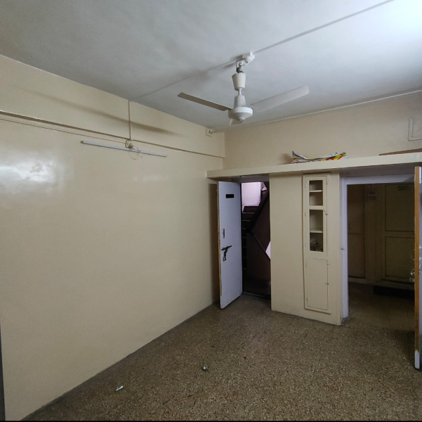2 BHK 600 Sq.ft. Apartment for Rent in Vakil Nagar, Erandwane, Pune
