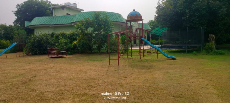 4 BHK Farm House 4 Acre for Rent in DLF Phase 1, Faridabad